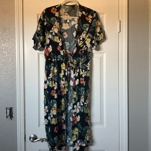 Floral print kimono with front tie